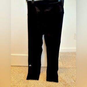 ALO 7/8 women's Black leggings